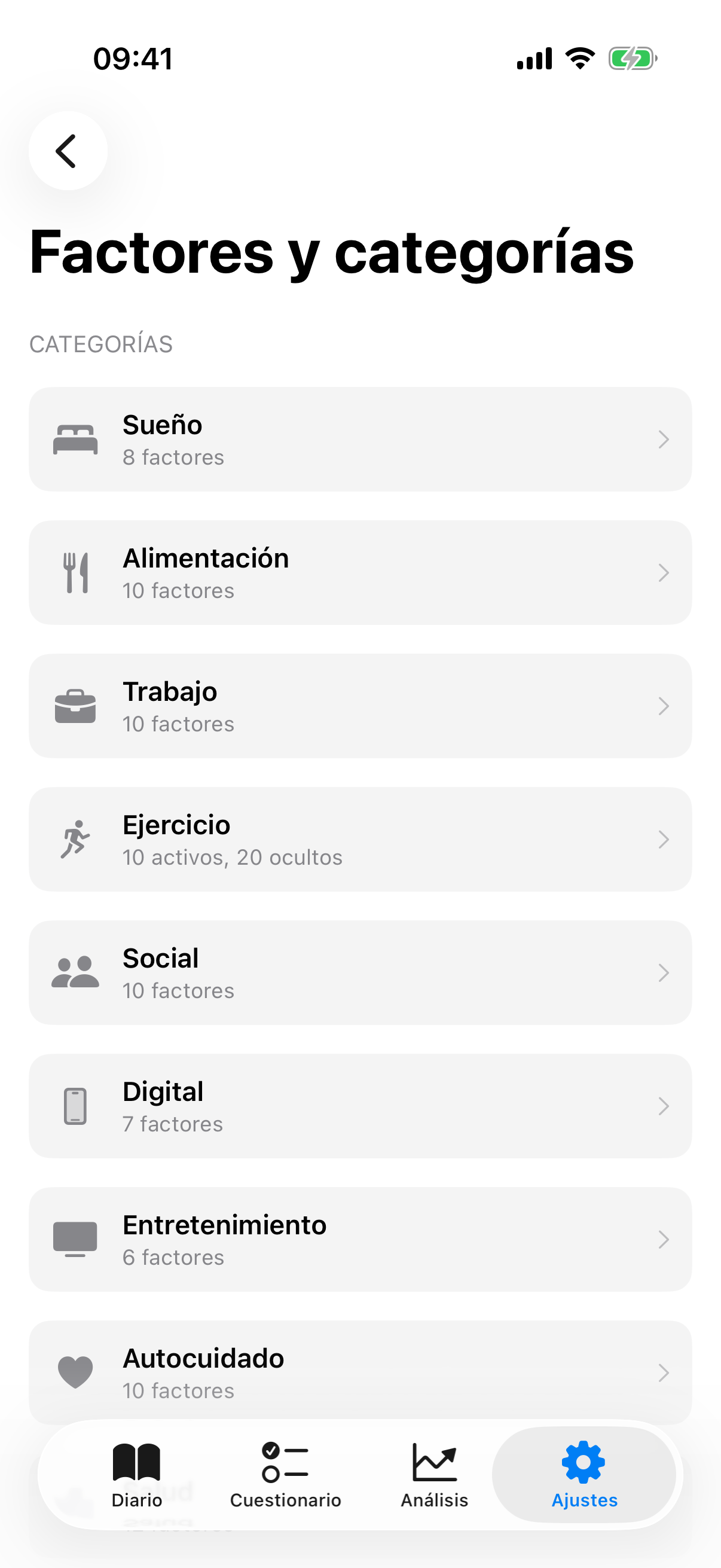 Vista general de factores en los ajustes con Patrones detectados, Factores y categorías y Factores inteligentes