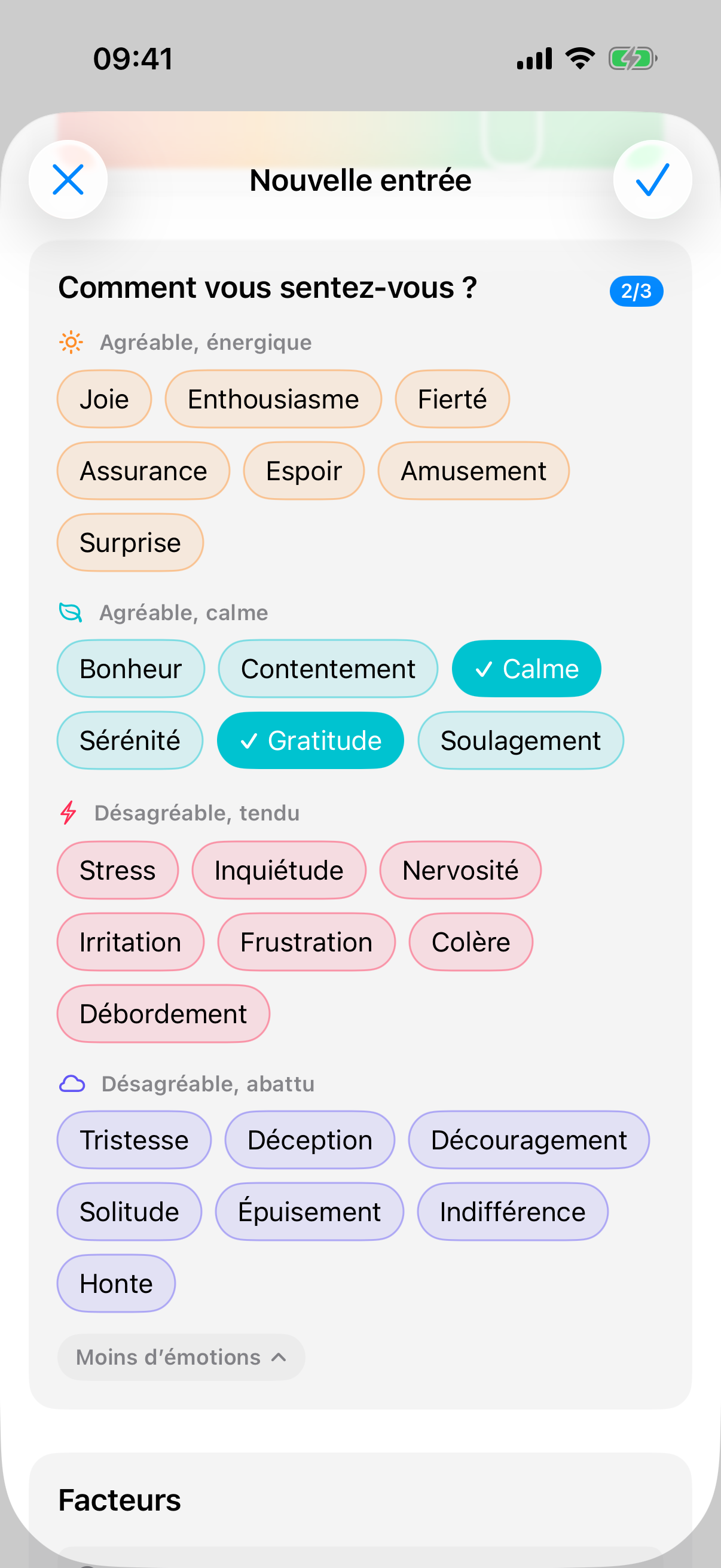 S&eacute;lection d'&eacute;motions d&eacute;pli&eacute;e avec quatre groupes de couleur, trois &eacute;motions sont s&eacute;lectionn&eacute;es