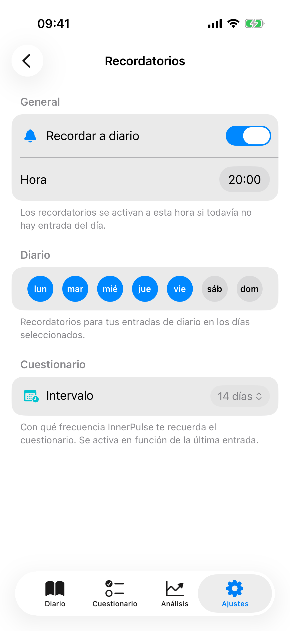 Subpágina de recordatorios con interruptor principal, selección de días de la semana y selector de intervalo